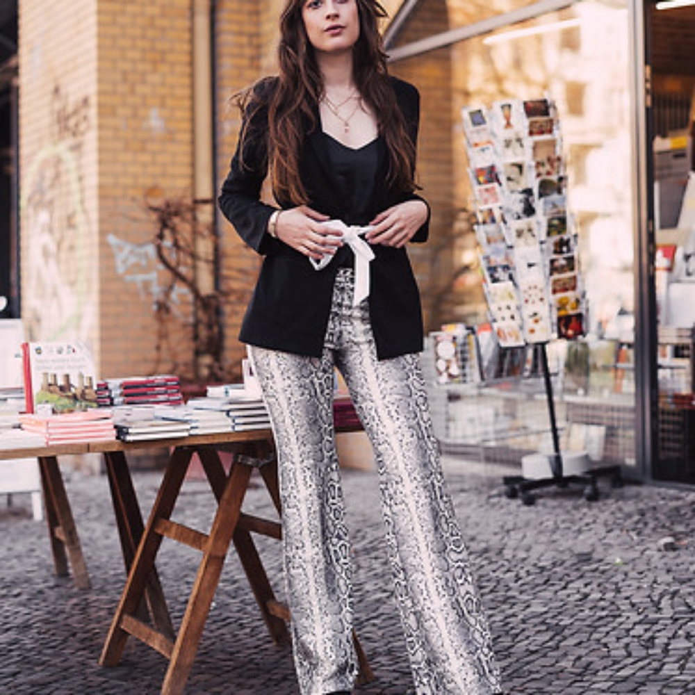 Bershka snakeskin python flare trouser pants M